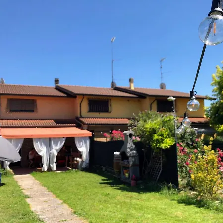 Сasa de vacaciones Garda Art&garden Volta Mantovana